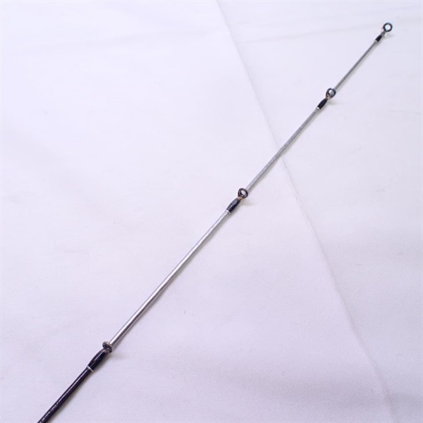 ブレニアスＢ７０４Ｌ
